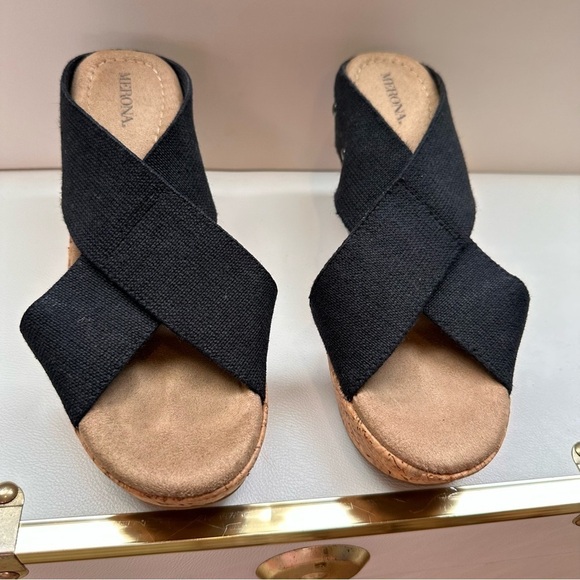 Merona Elastic Strappy Wedge Heel Sandals Black Size 9.5 - Picture 2 of 10